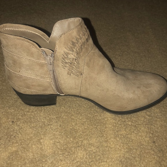 American Rag🔥Bundle and save 3/$21🔥 - Picture 3 of 7